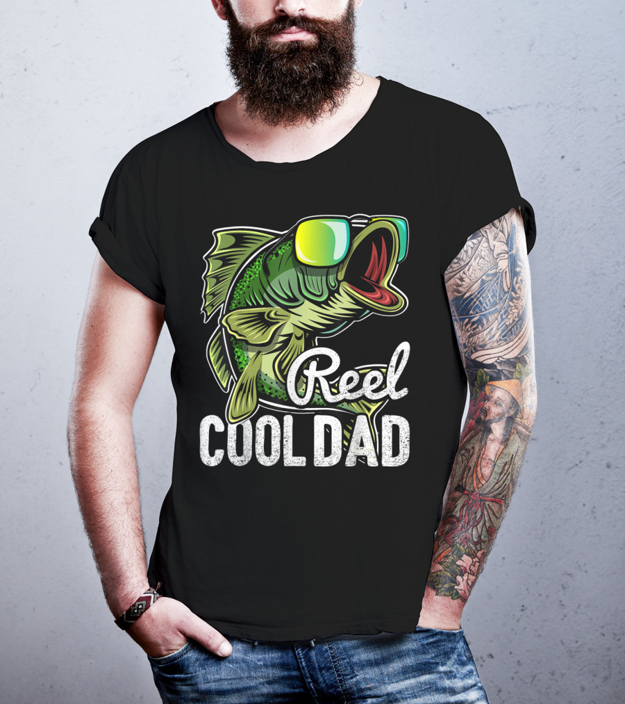 Reel Cool Dad Fishing Sunglasses Bass T-Shirt