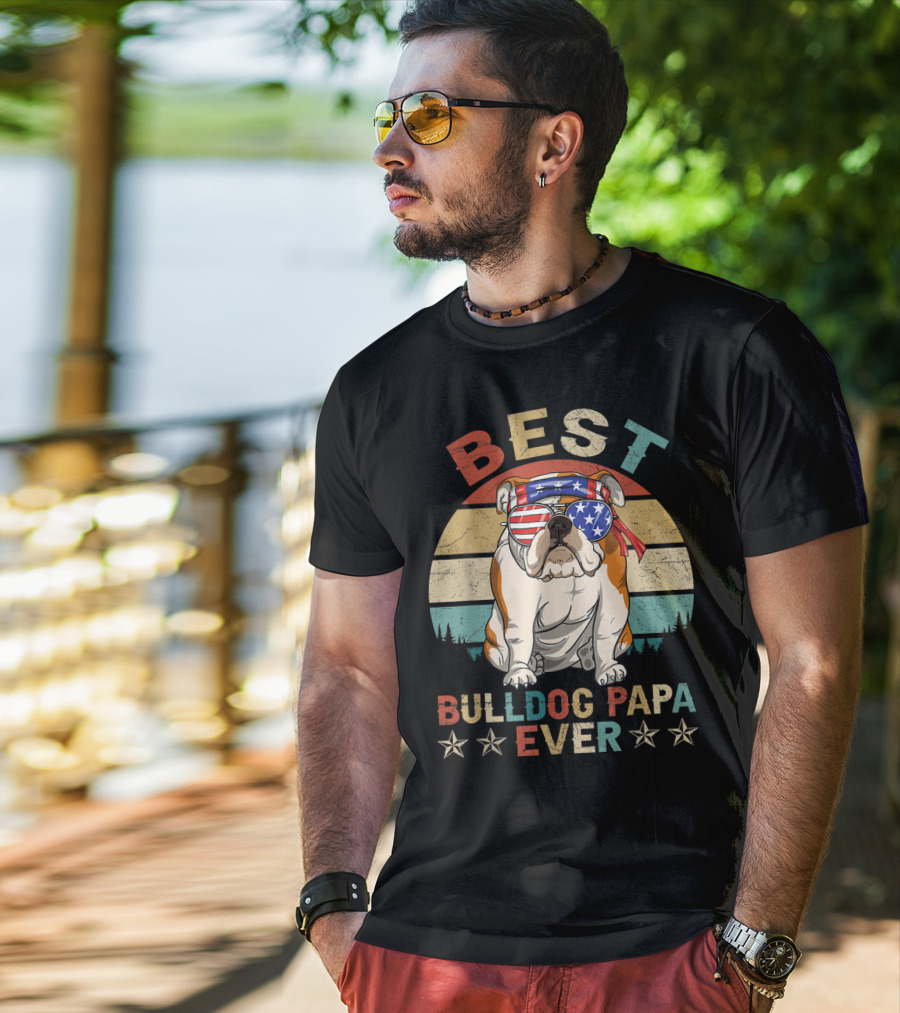 Best Bulldog Papa Ever Vintage Patriotic American Flag Dog T-Shirt