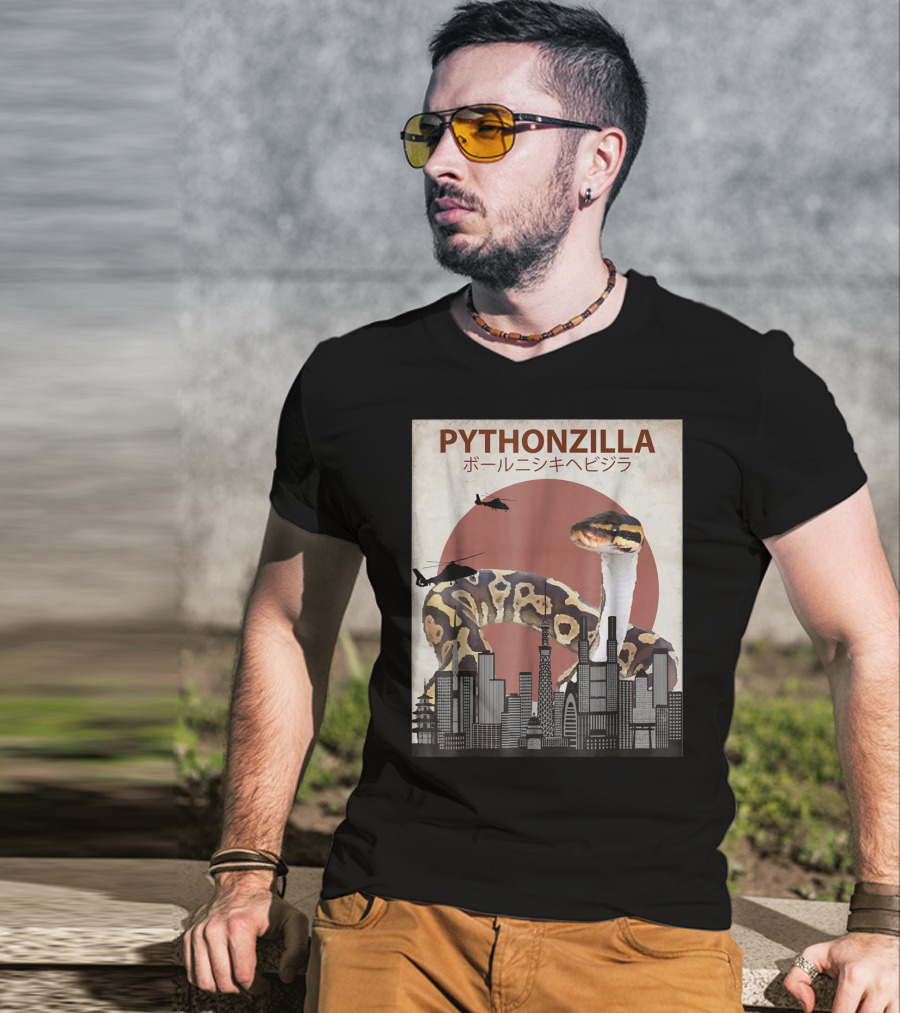 Pythonzilla Ball Python Funny Snake Skyline Helicopter Japanese Text T-Shirt