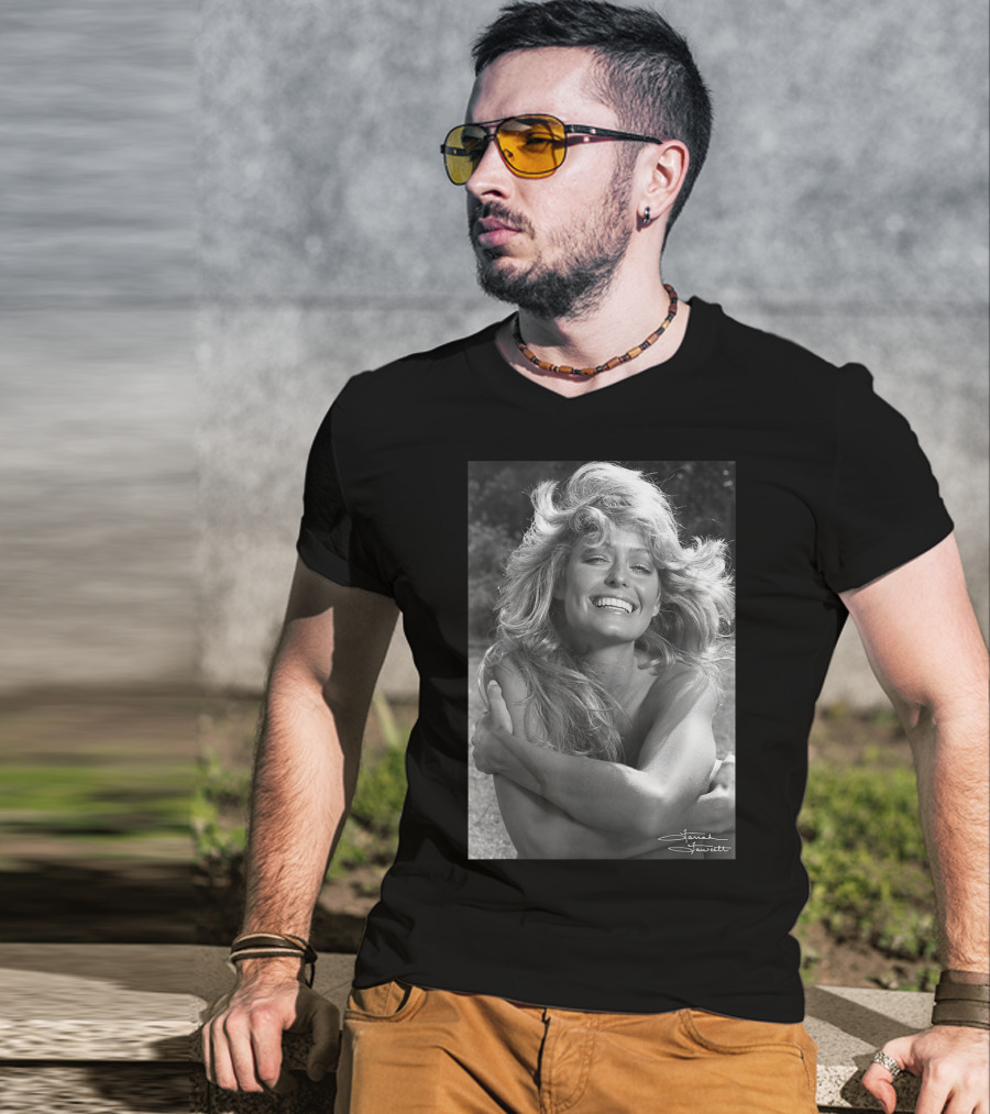 Mens Farrah Fawcett Signature Black And White Close Up T-Shirt