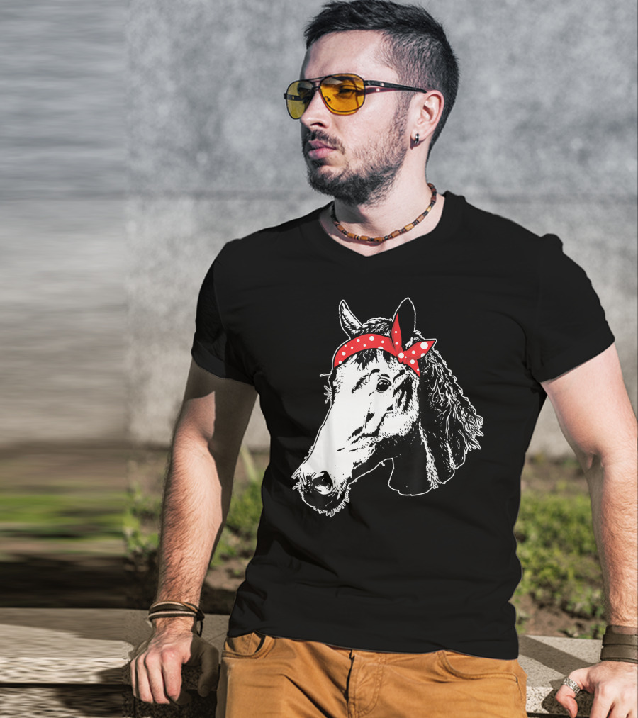 Funny Horse Red Bandana I Love Horse T-Shirt