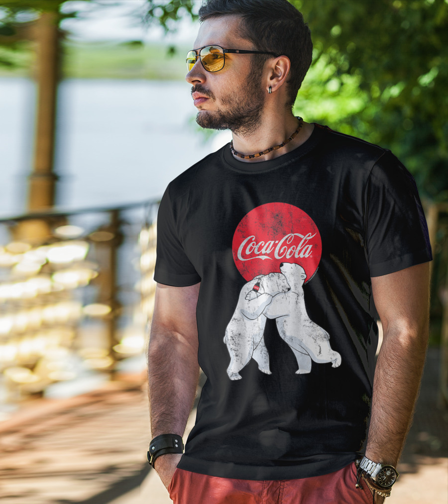 Coca-Cola Christmas Polar Bears Hugging With Red Circle Classic BL T-Shirt