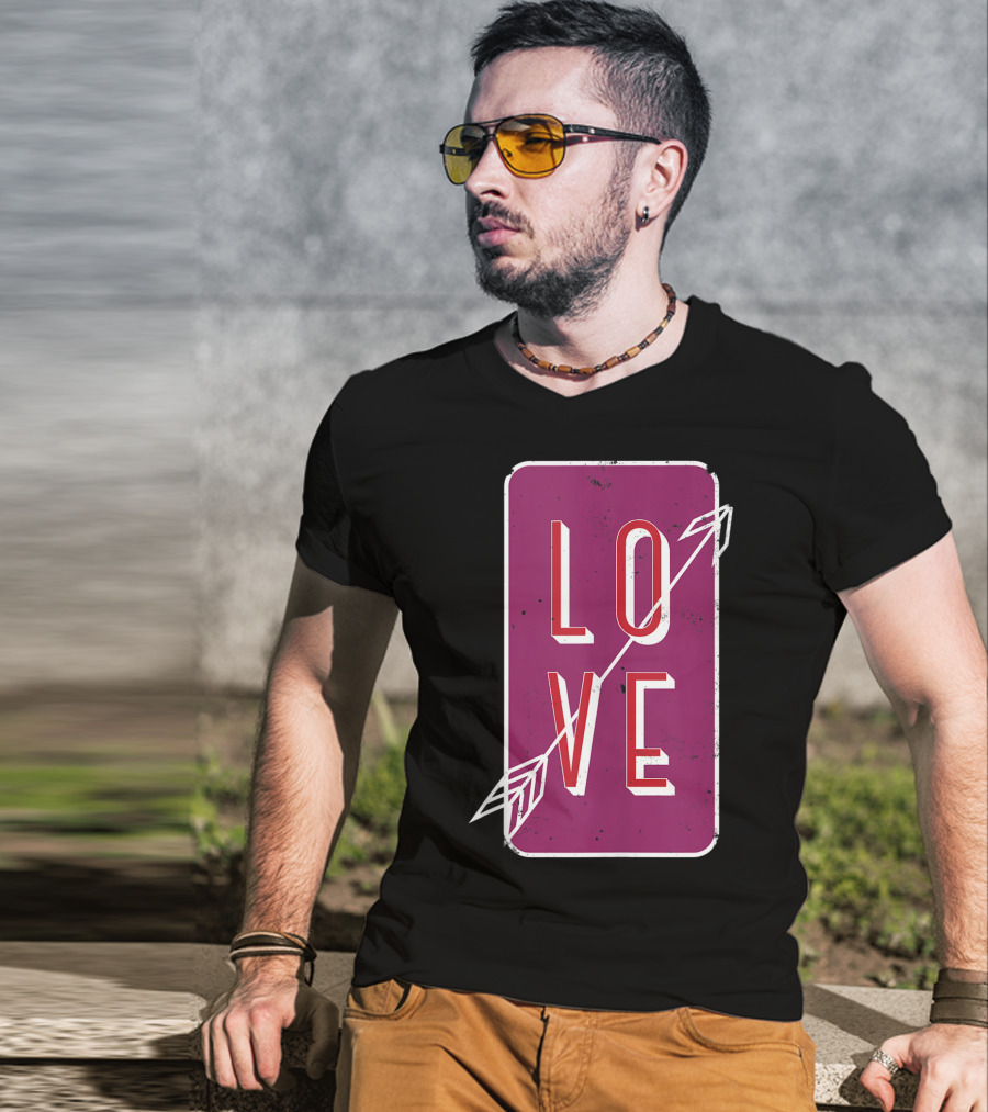 Vintage Arrow Love Classic Romantic Couple T-Shirt
