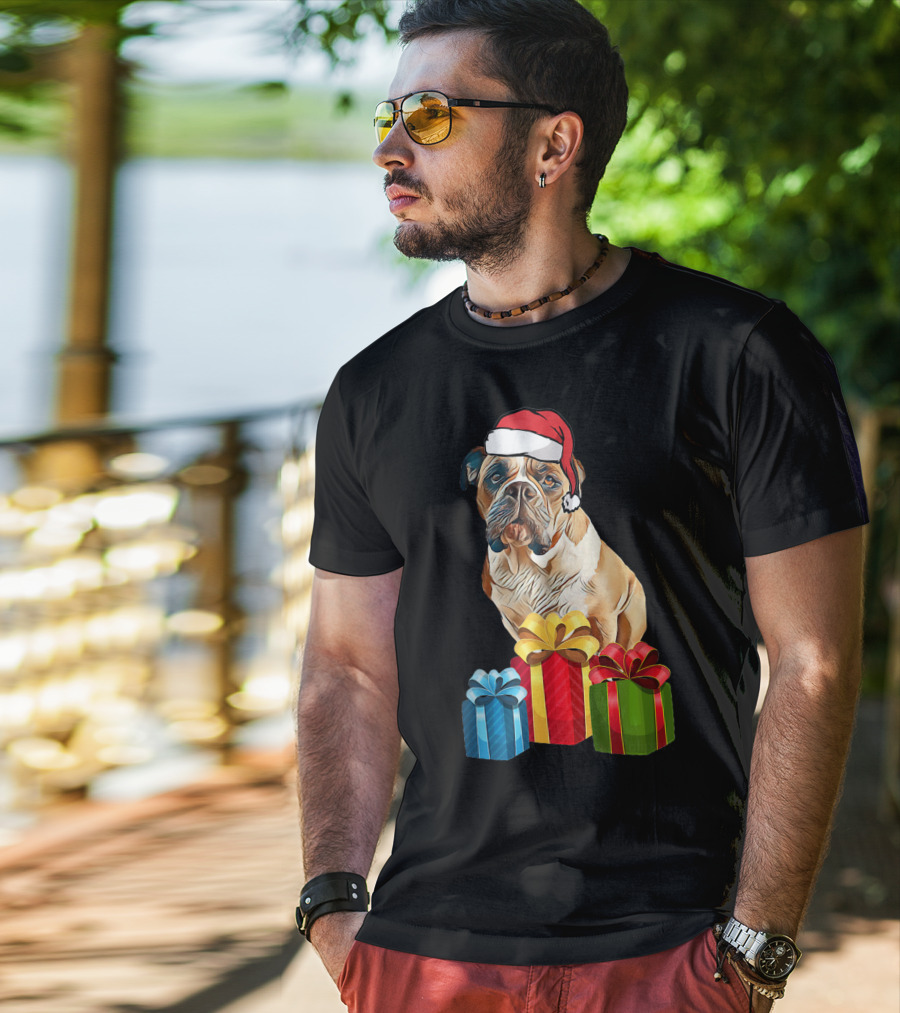 Bulldog With Santa Hat And Holiday Gifts T-Shirt