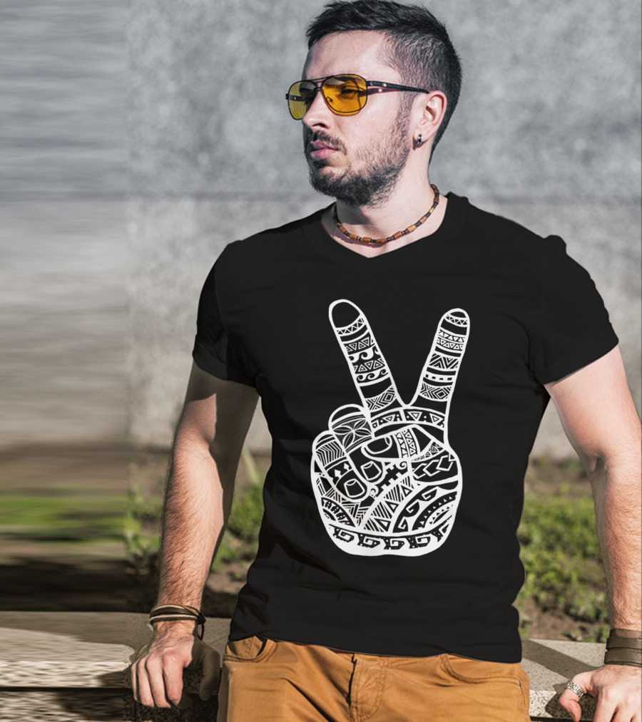 Boho Tiki Tattoo Polynesian Peace Sign Hand T-Shirt