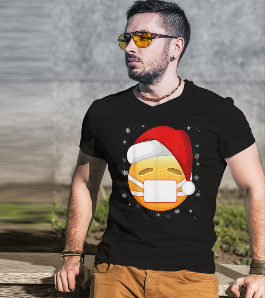 Funny Face With Medical Mask Emojis Santa Hat Snowflakes T-Shirt