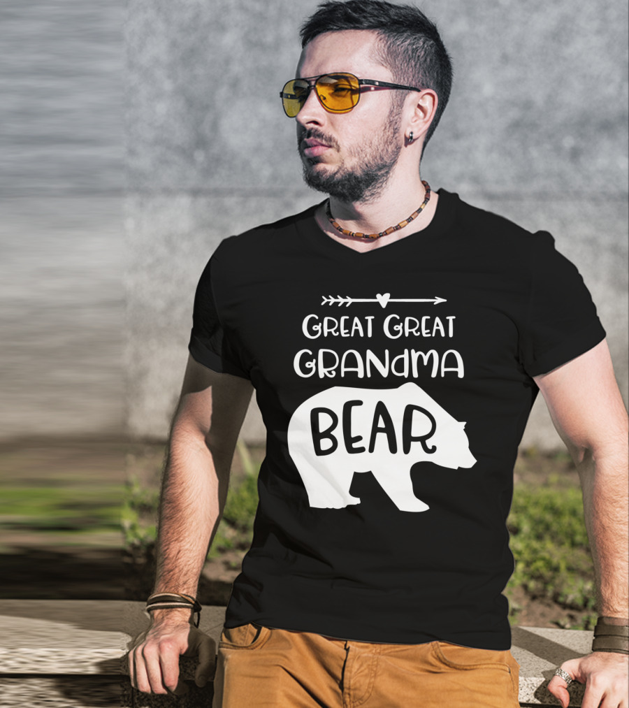 Great Great Grandma Bear Arrow Heart T-Shirt