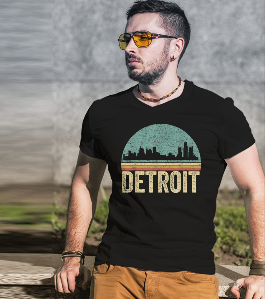 Retro 70s 80s Detroit Skyline Vintage T-Shirt