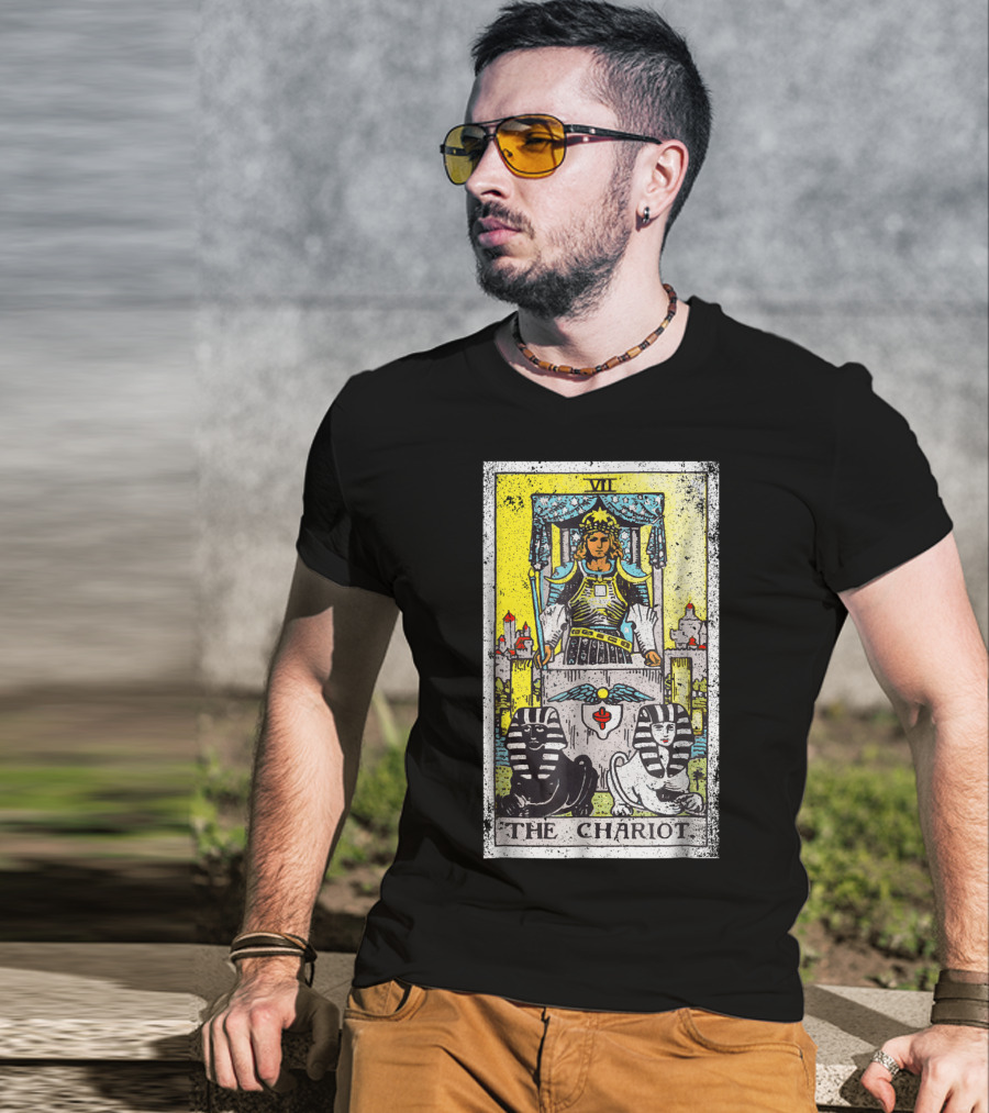 VII The Chariot Tarot Card T-Shirt