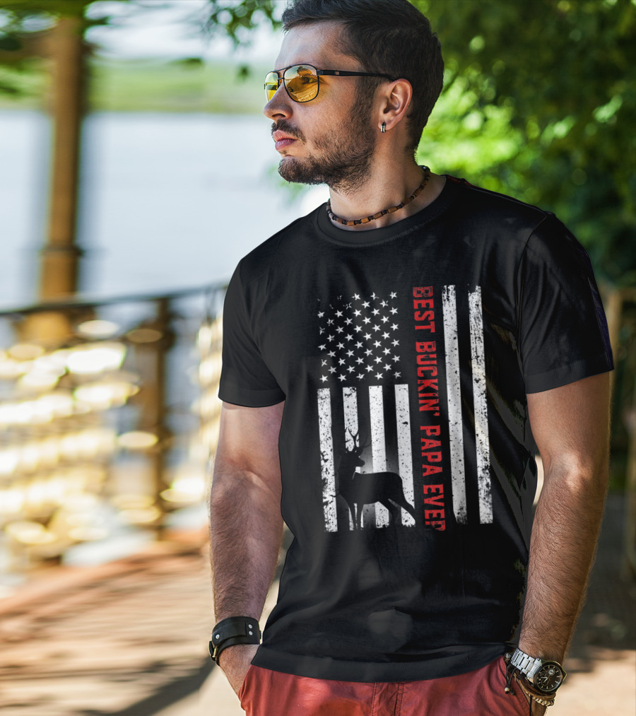 Best Buckin' Papa Ever USA Flag Deer Hunting T-Shirt