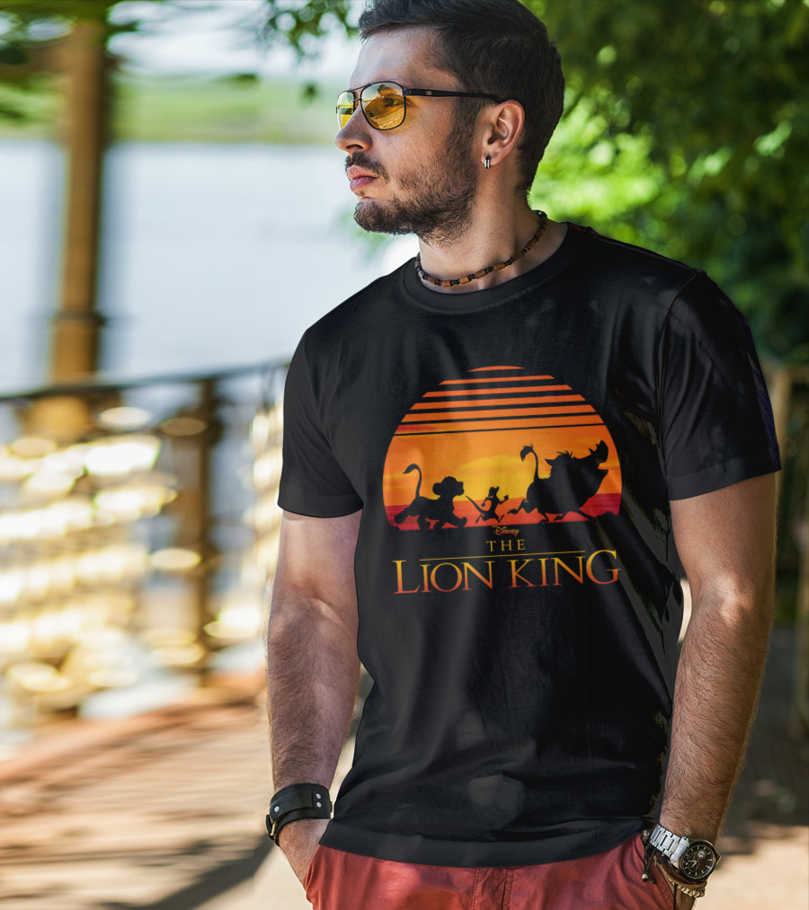 Disney The Lion King Classic Sunset Simba Timon Pumbaa T-Shirt