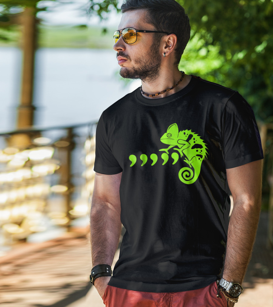 Comma Chameleon Love Country Music T-Shirt