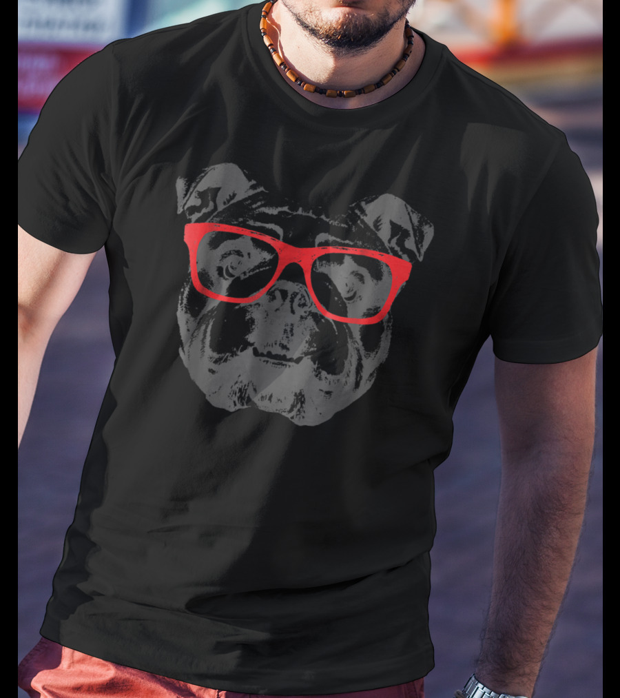 English Bulldog Red Glasses Nice T-Shirt