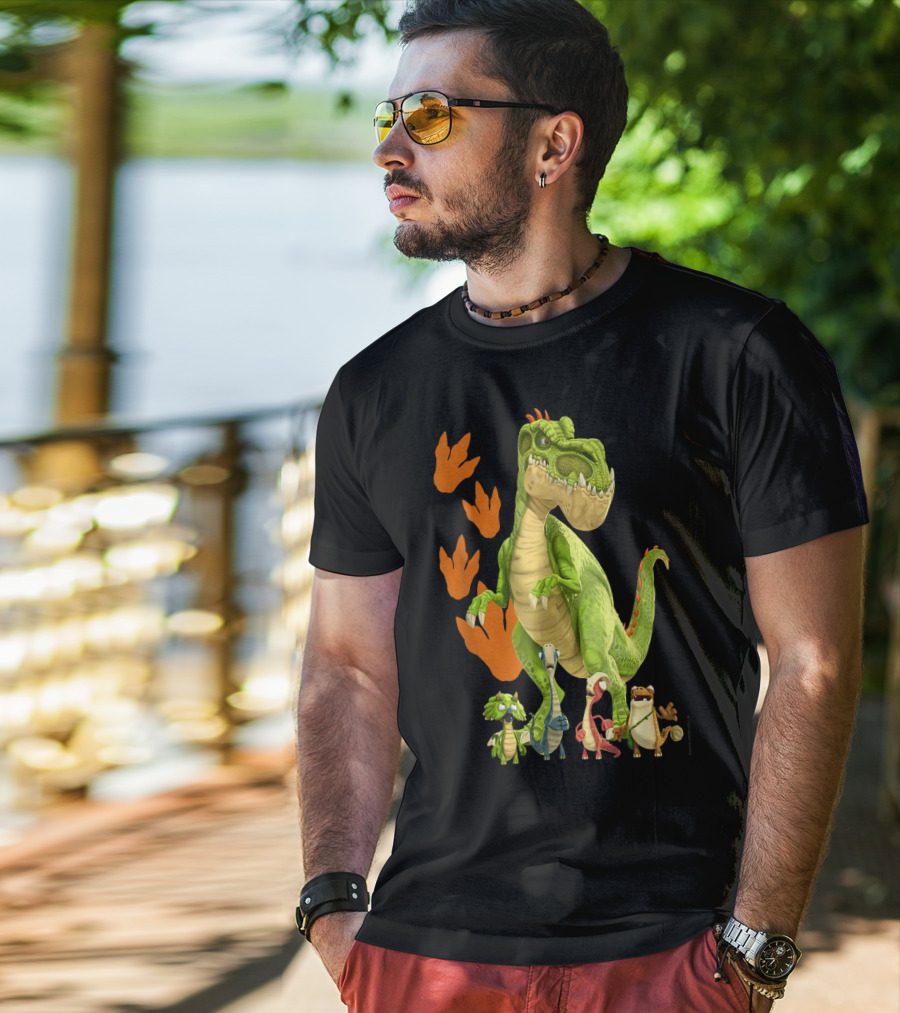 Gigantosaurus Giganto And Dino Footprints 4 Kid Dinos T-Shirt