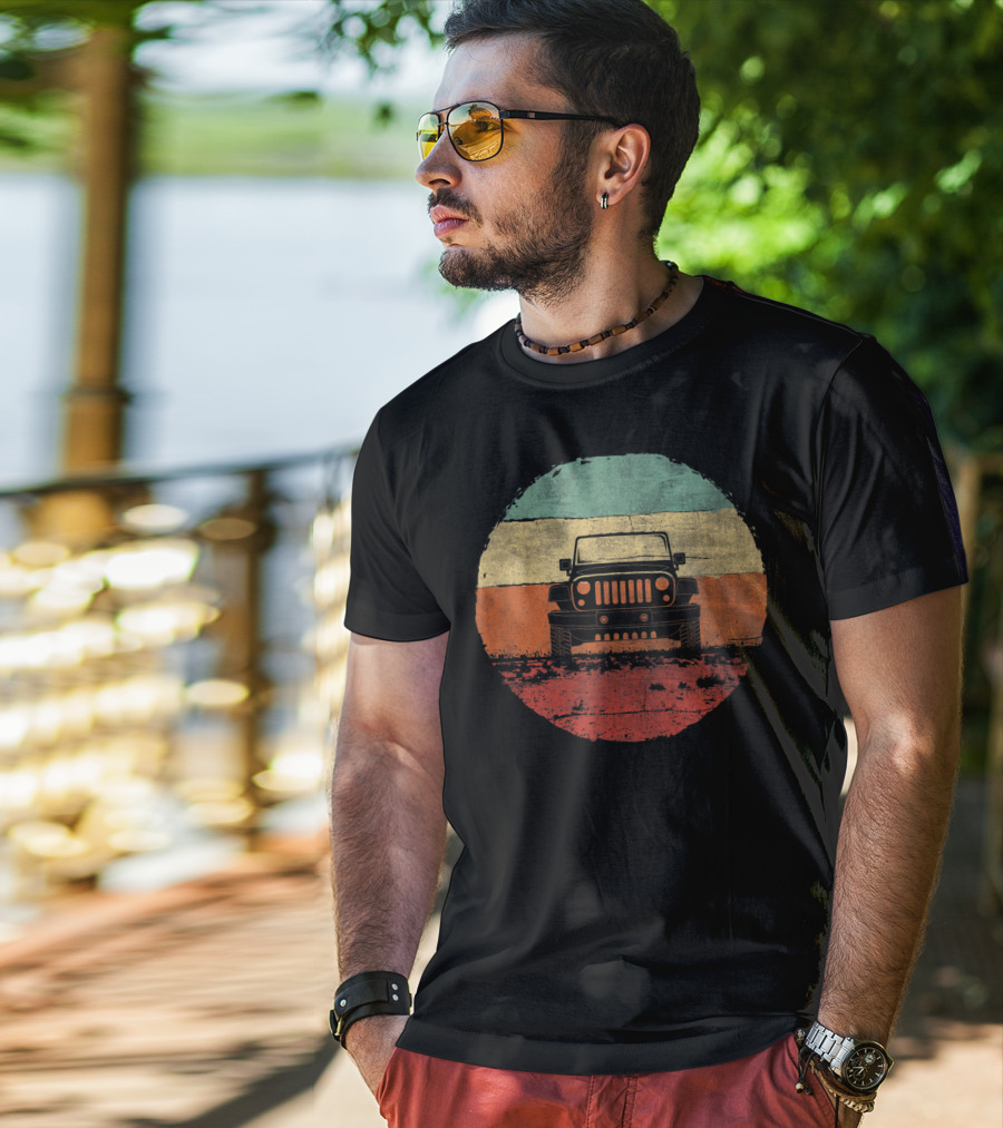 Retro Vintage Jeeps Off Road Adventure Classic Stripes Iconic 4x4 Vehicle T-Shirt