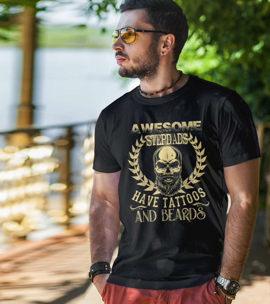 Awesome Stepdads With Tattoos And Beards Featuring Skull T-Shirt
