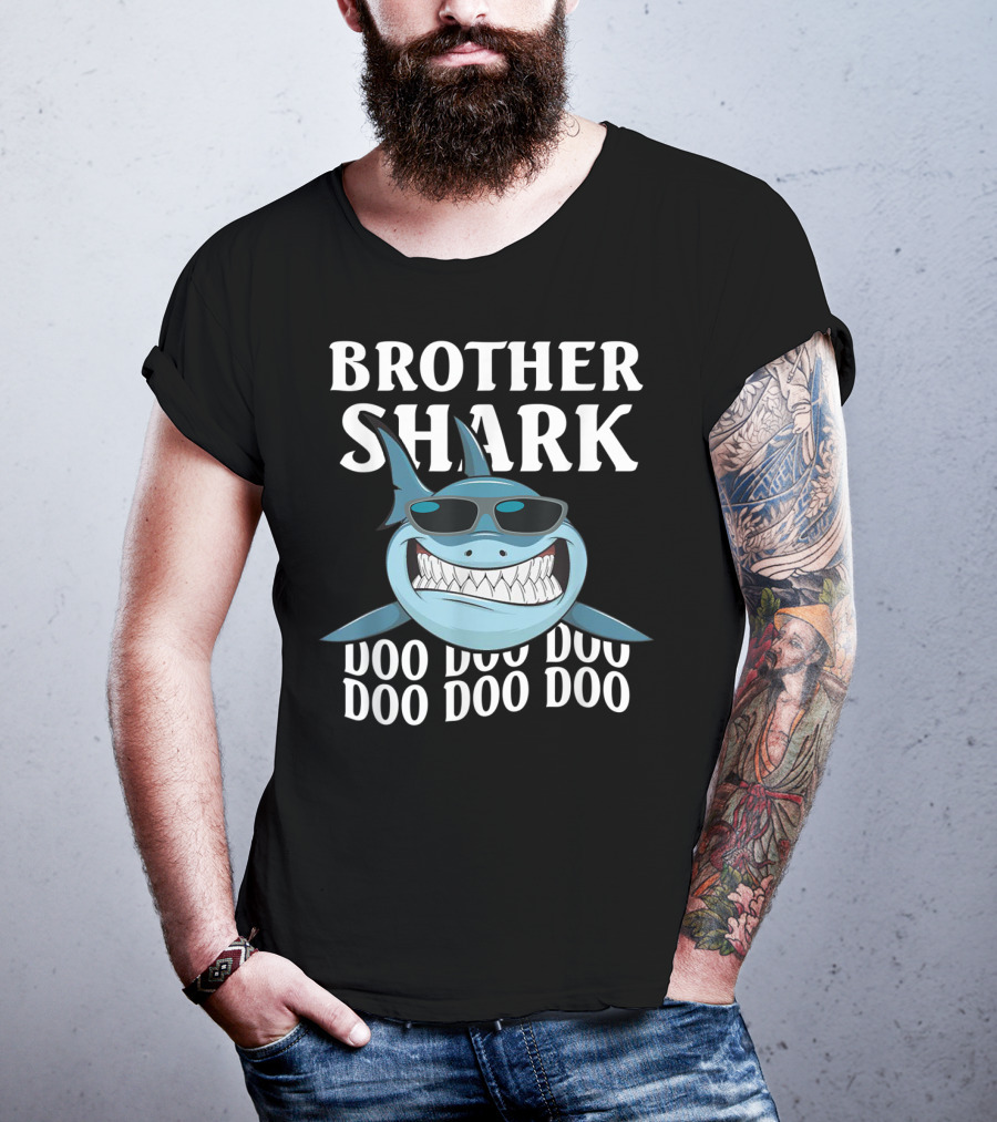 Brother Shark Doo Doo Doo Sunglasses Cool Smile T-Shirt