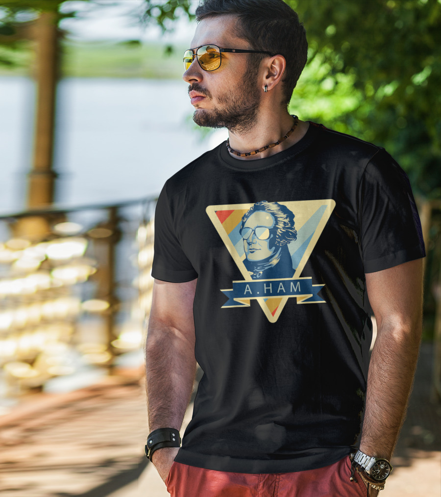 Alexander Hamilton A Ham Triangle Sunglasses Motif T-Shirt