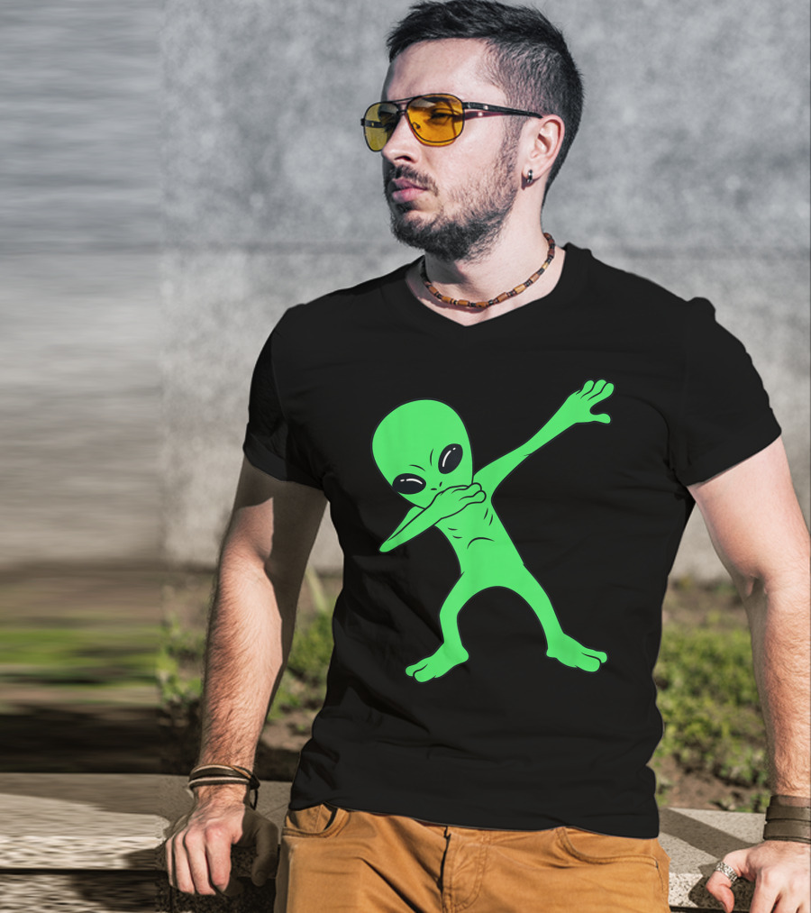 Dabbing Green Alien Halloween Funny Dab Dance T-Shirt