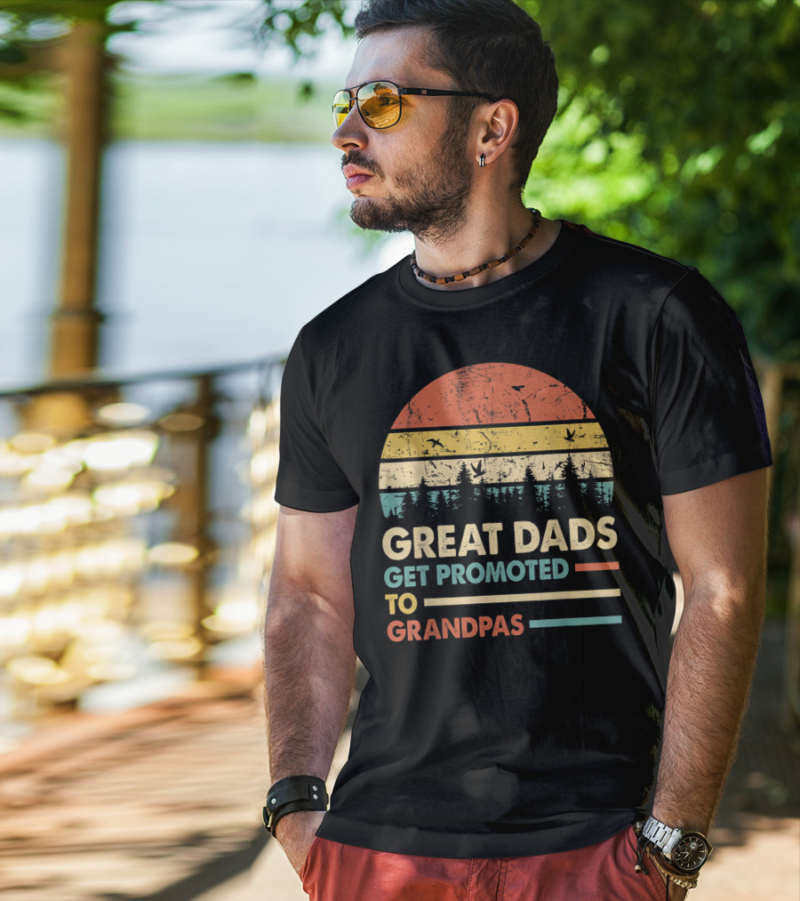 Great Dads Get Promoted To Grandpas Retro Sunset Forest T-Shirt