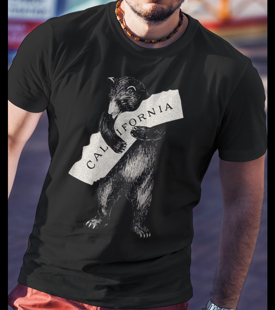 Retro I Love California Bear Hugging State Vintage Cali T-Shirt