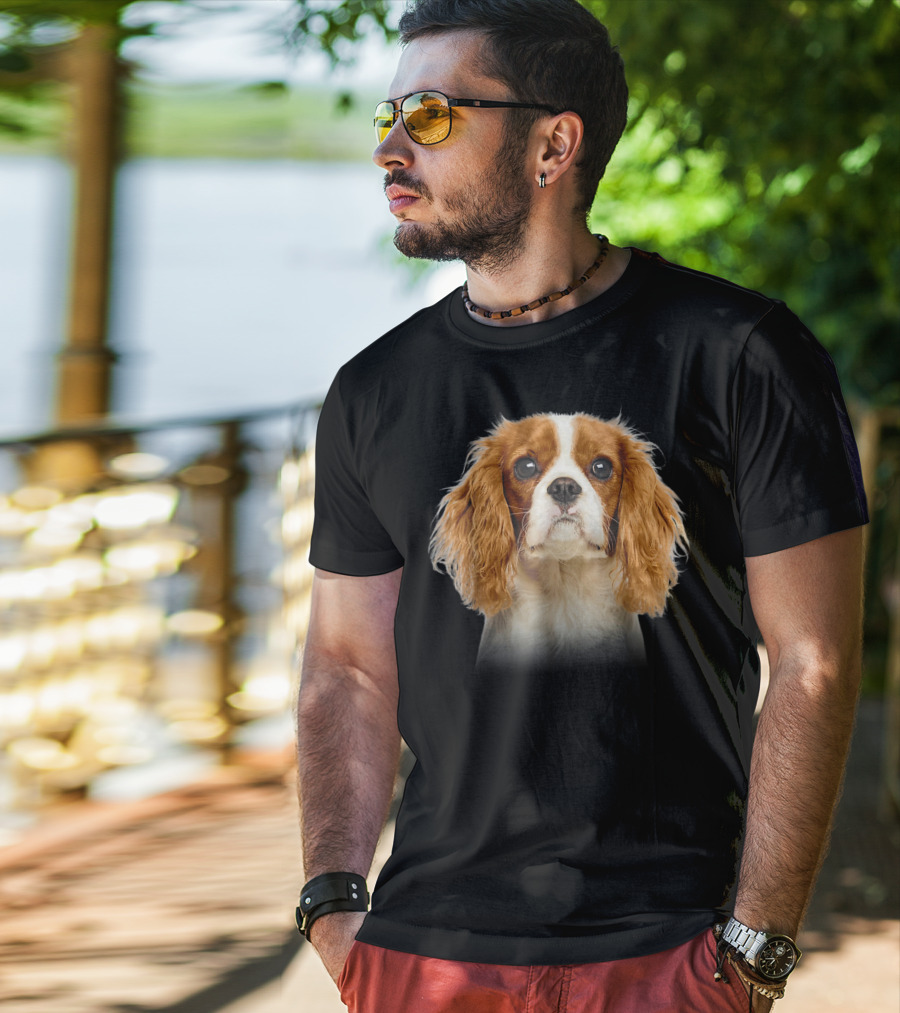 Cavalier King Charles Spaniel Face Close-Up Image T-Shirt