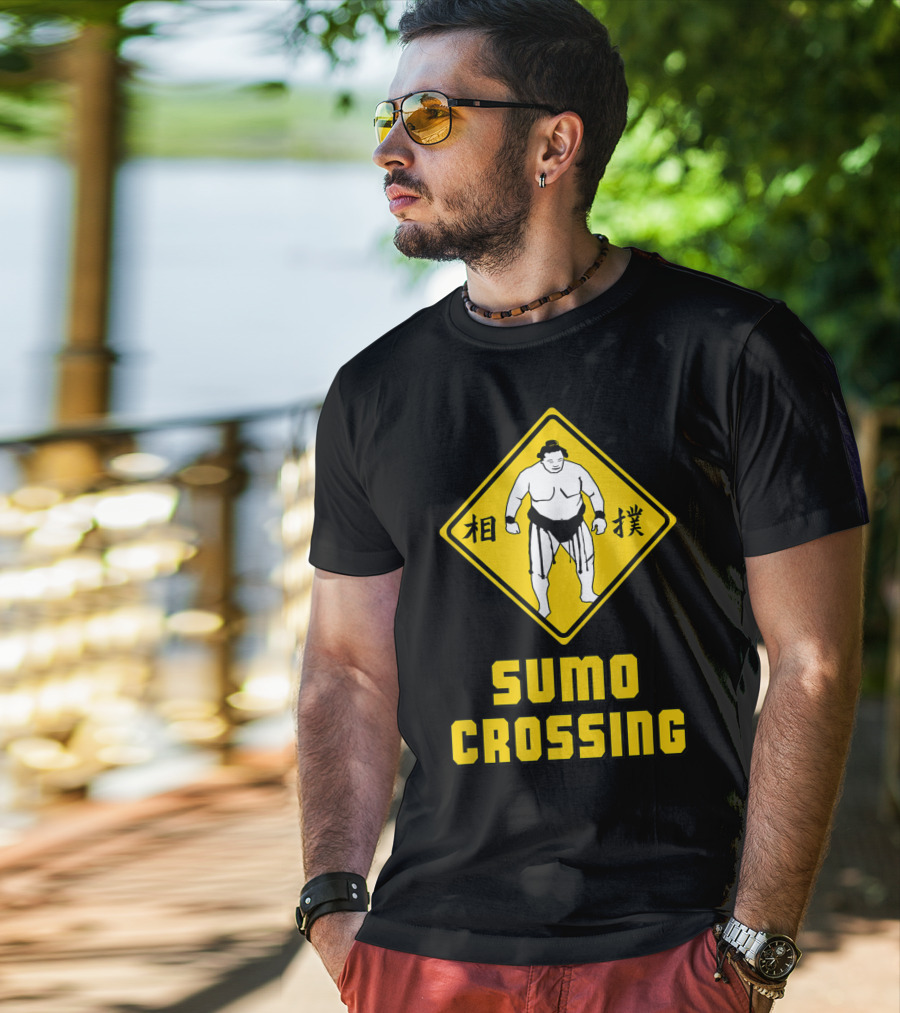 Sumo Crossing Sign Sumo Wrestling Iconic Warning Japan T-Shirt
