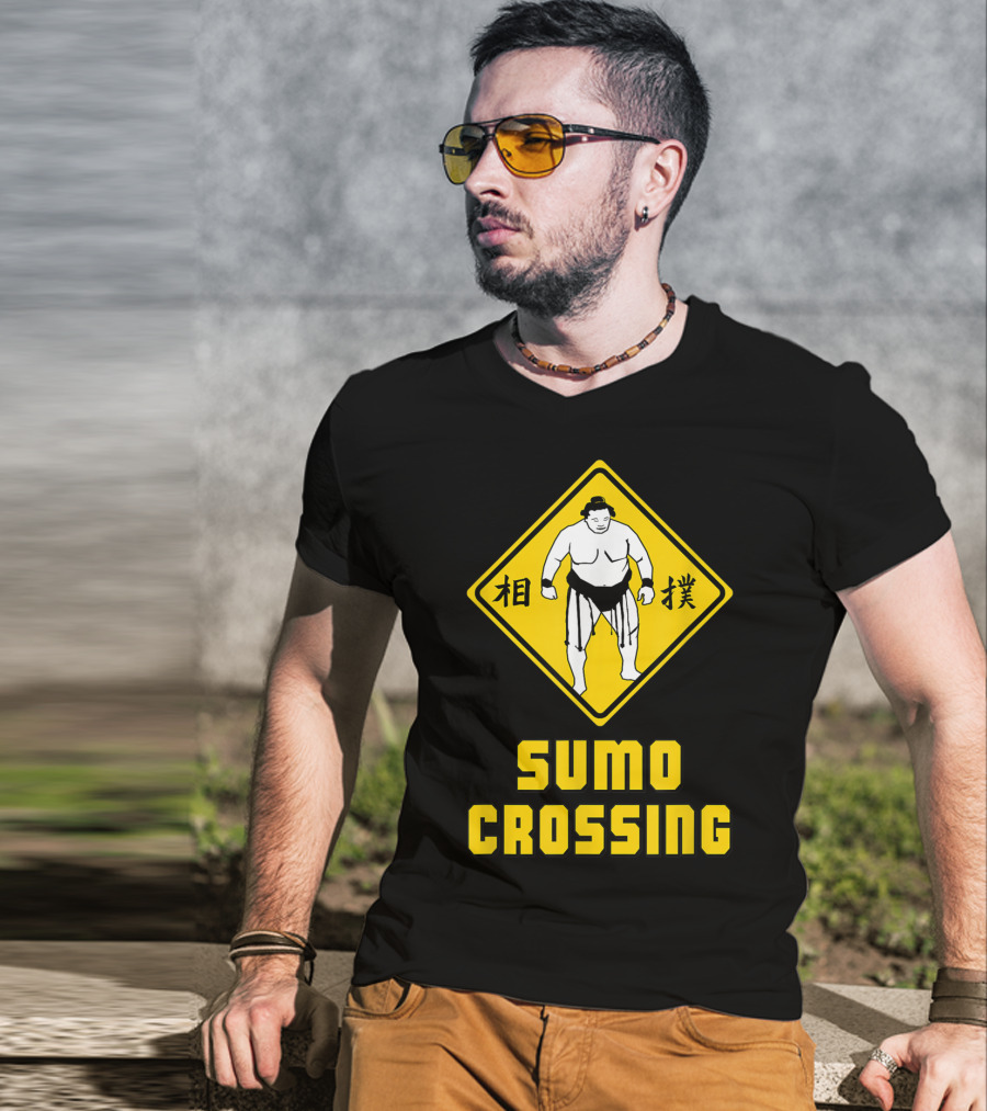 Sumo Crossing Sign Sumo Wrestling Iconic Warning Japan T-Shirt