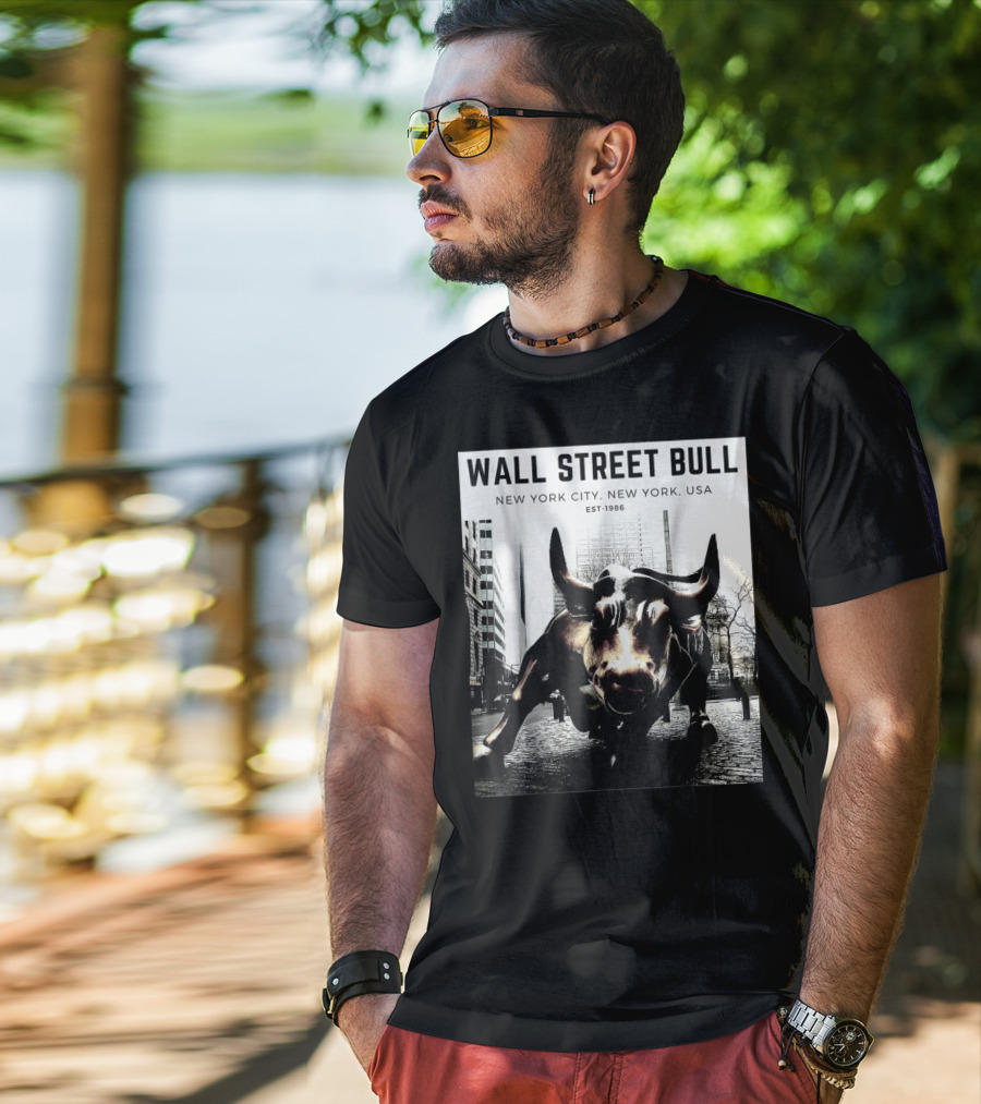 Wall Street Bull New York City EST-1986 T-Shirt