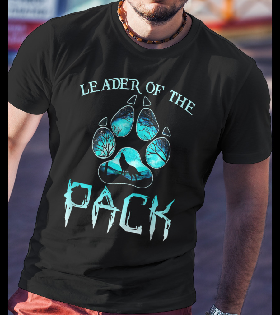 Leader Of The Pack Howling Wolf Silhouette In Pawprint For Dog And Pet Lovers T-Shirt