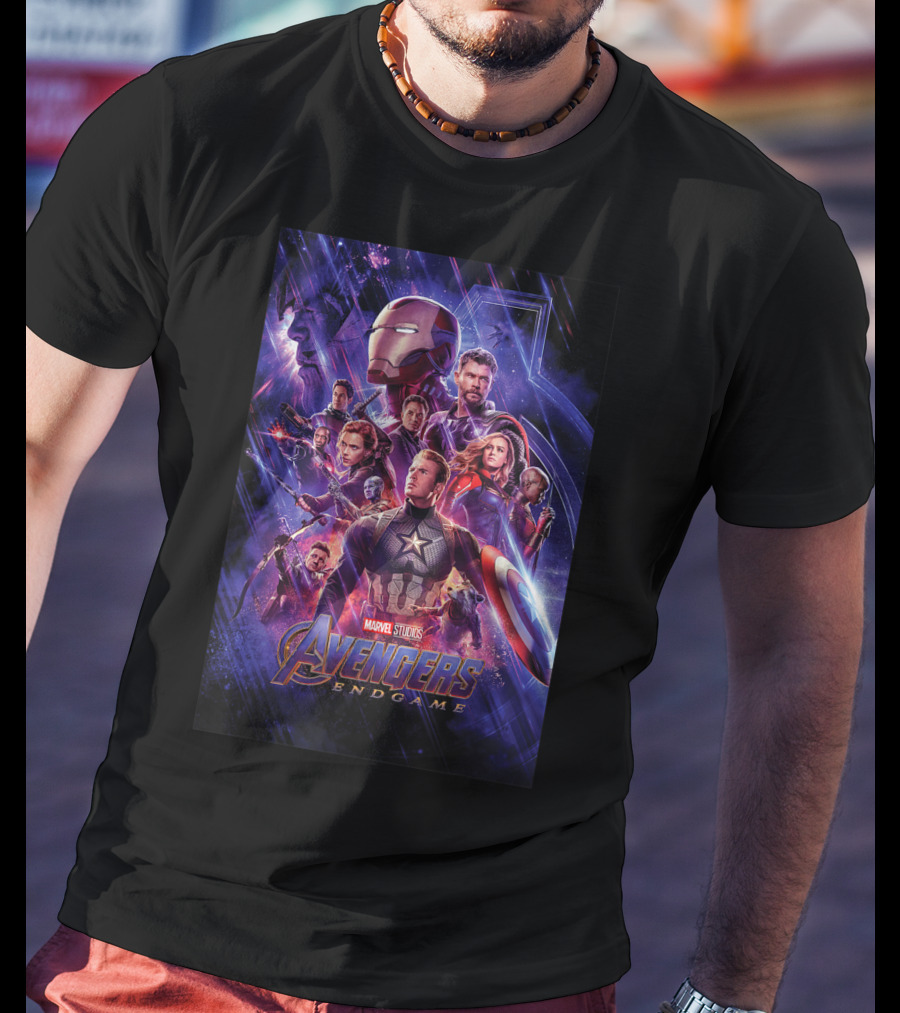 Marvel Studios Avengers Endgame Iconic Heroes Space Group Shot T-Shirt