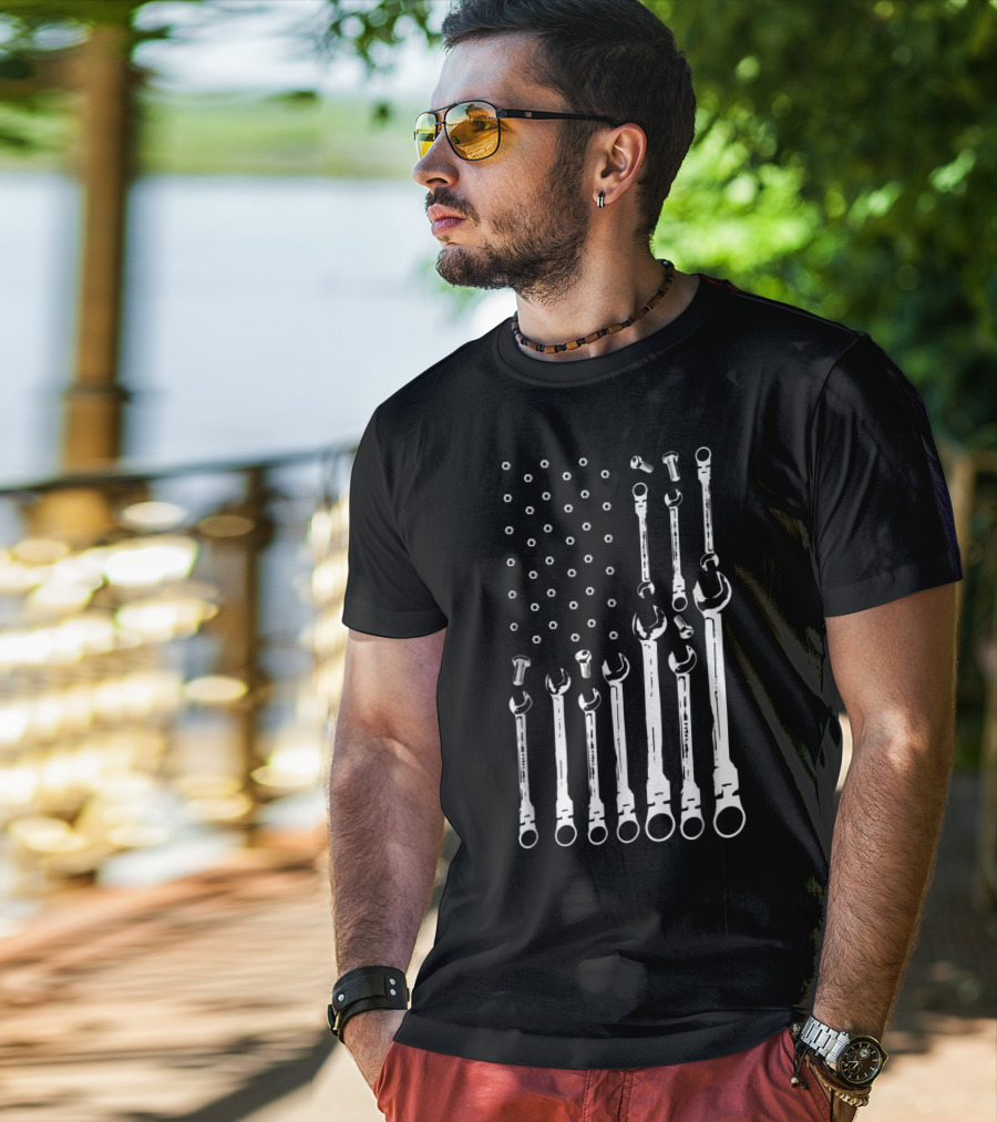 Mechanic Tools American Flag Patriotic USA T-Shirt