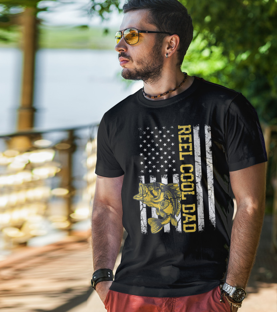 REEL COOL DAD American Flag Fishing T-Shirt
