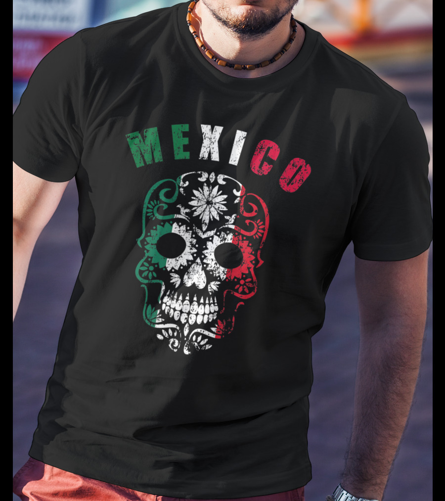 Mexico Distressed Sugar Skull Soccer Fan T-Shirt
