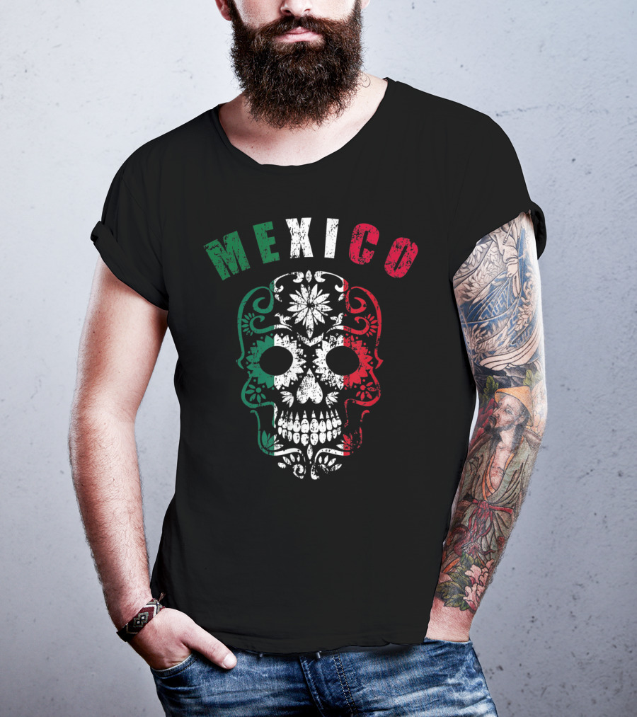 Mexico Distressed Sugar Skull Soccer Fan T-Shirt