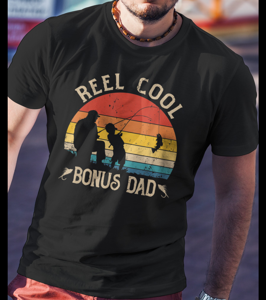Reel Cool Bonus Dad Fishing Vintage Sunset T-Shirt