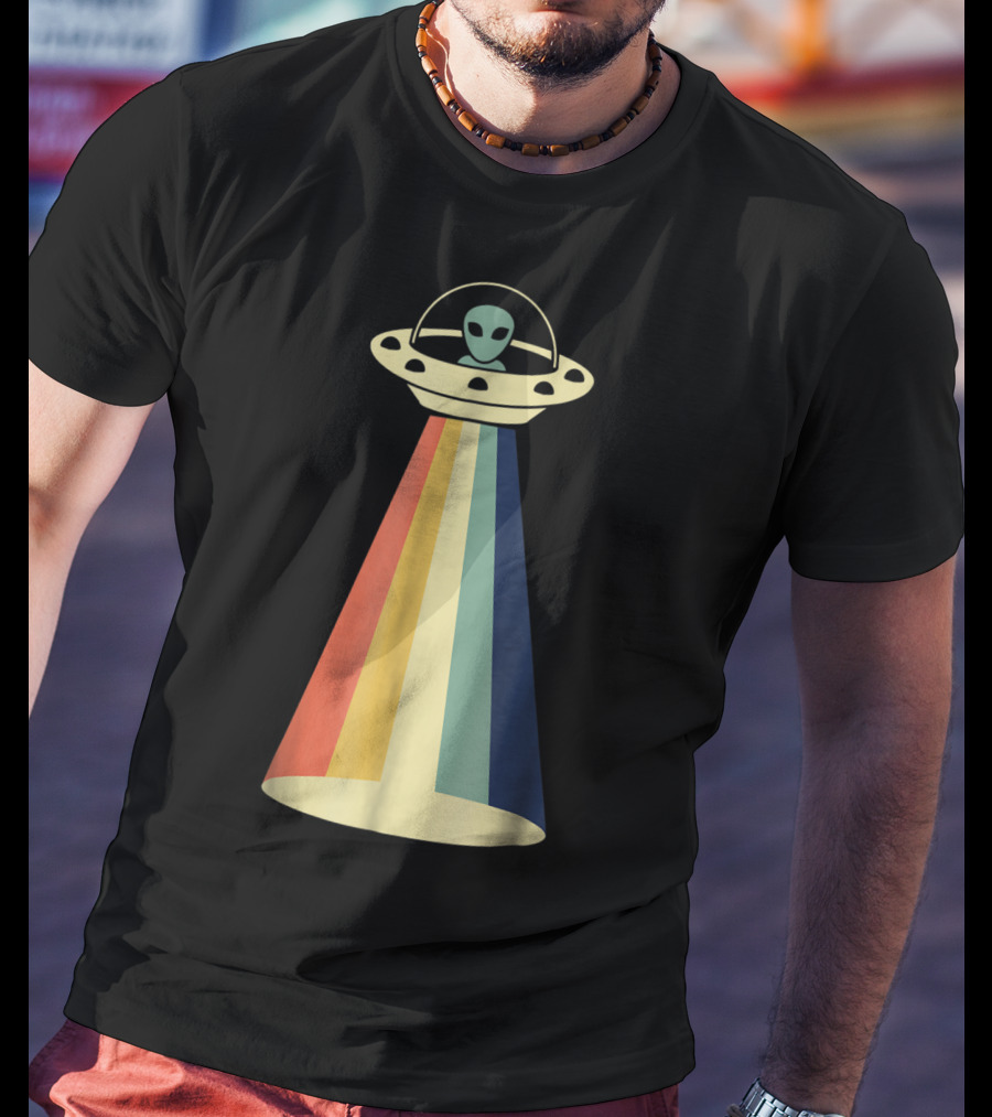 Vintage Alien UFO Rainbow Beams T-Shirt