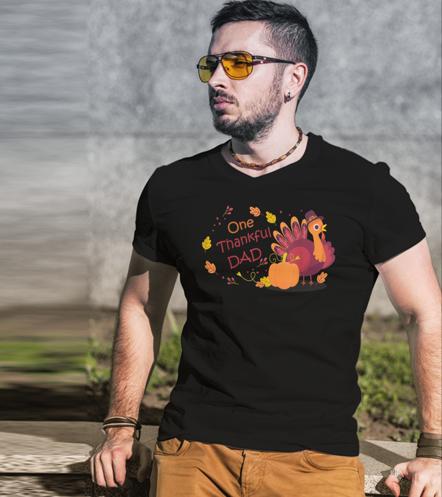 One Thankful Dad Turkey With Pumpkin And Autumn Leaves T-Shirt
