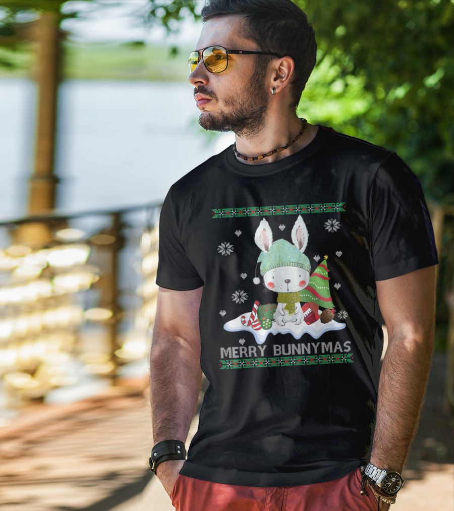Merry Bunnymas Cute Bunny With Santa Hat And Christmas Tree T-Shirt