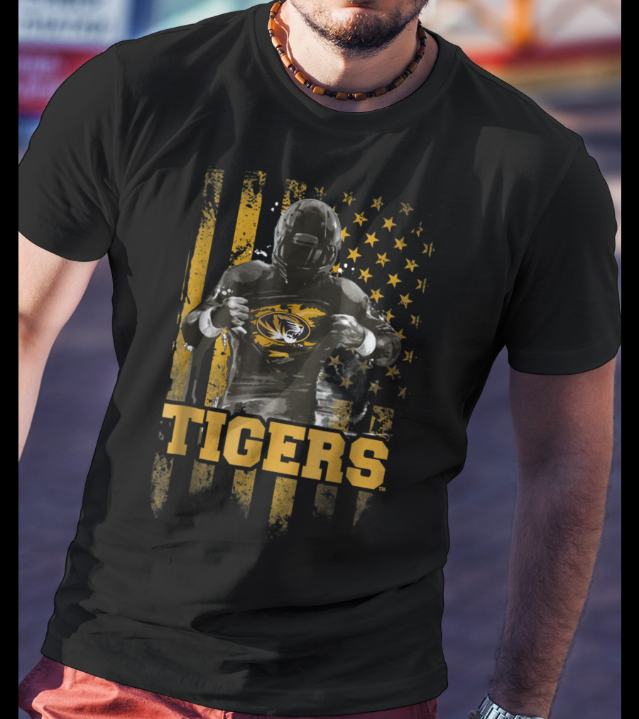 Tigers Football Mizzou Flag And Player Stars T-Shirt