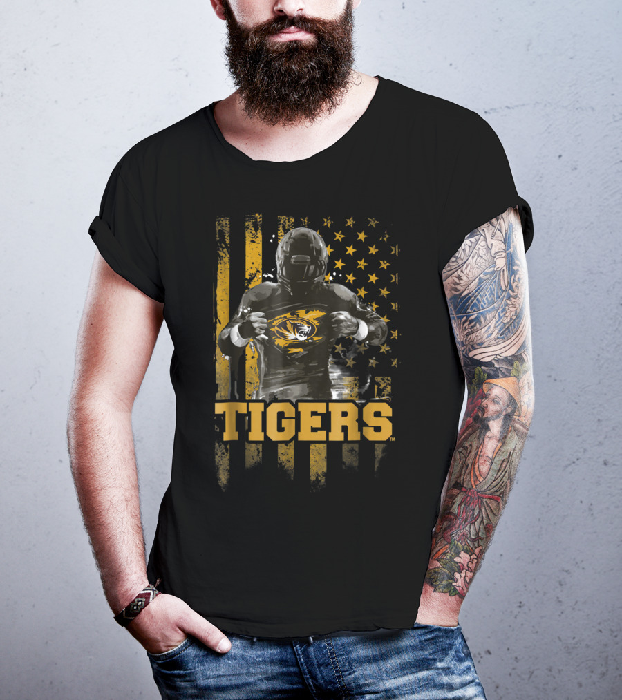 Tigers Football Mizzou Flag And Player Stars T-Shirt
