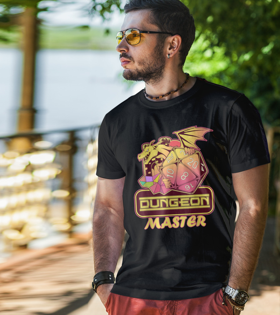 Dungeon Master Retro Tabletop Gaming Vintage Dragon Dice T-Shirt