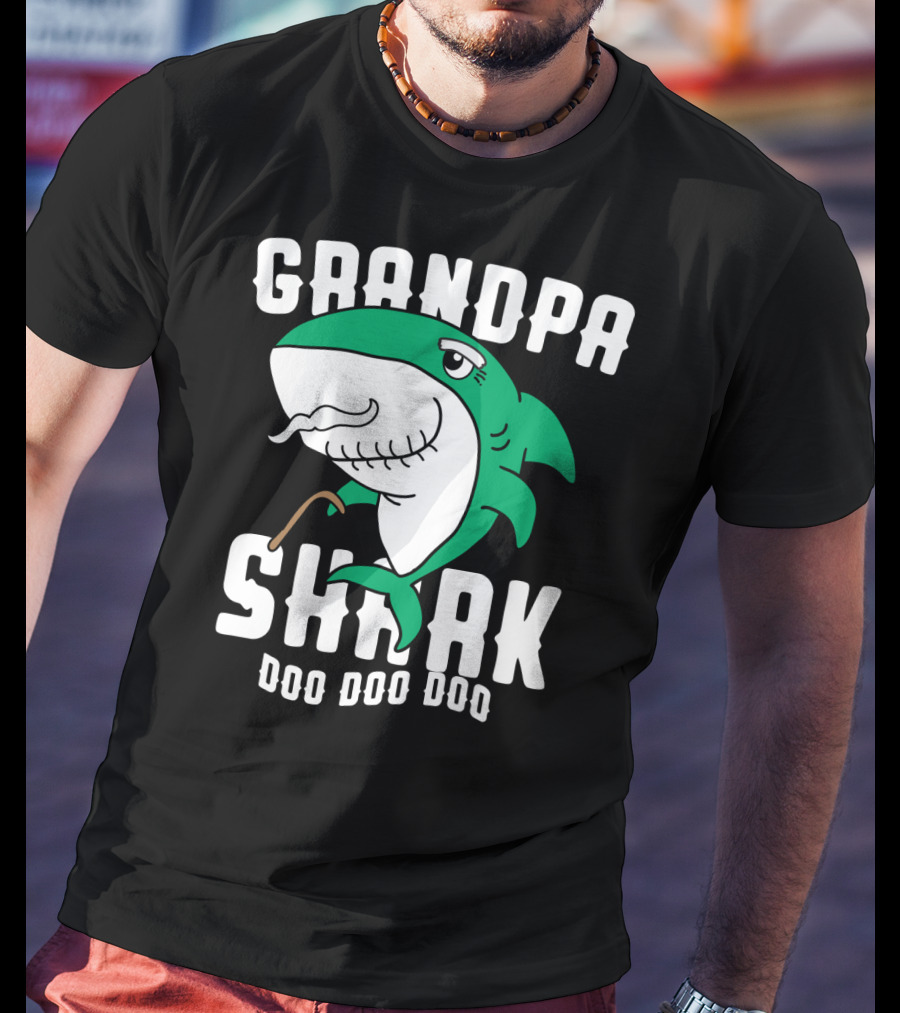 Grandpa Shark Doo Doo Doo Halloween Chr Dad Grandfather T-Shirt