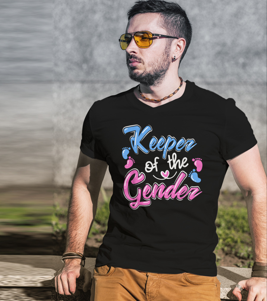 Keeper Of The Gender Reveal Announcement With Pink And Blue Baby Footprints T-Shirt