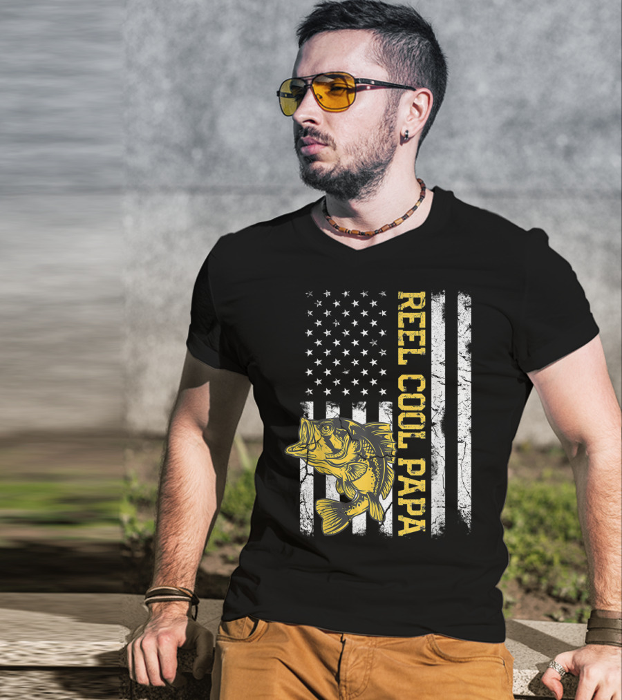 Father's Day Fishing Reel Cool Papa American Flag Bass T-Shirt
