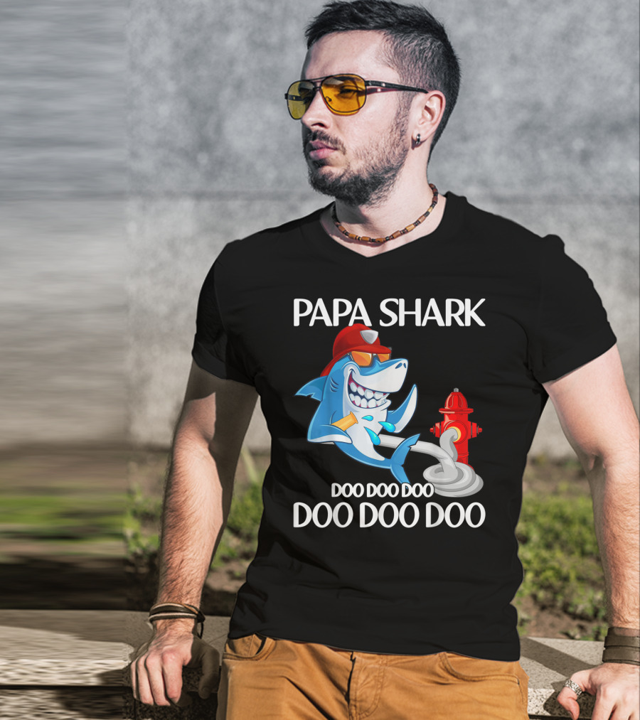 Papa Shark Doo Doo Doo Firefighter Father's Day Fun T-Shirt