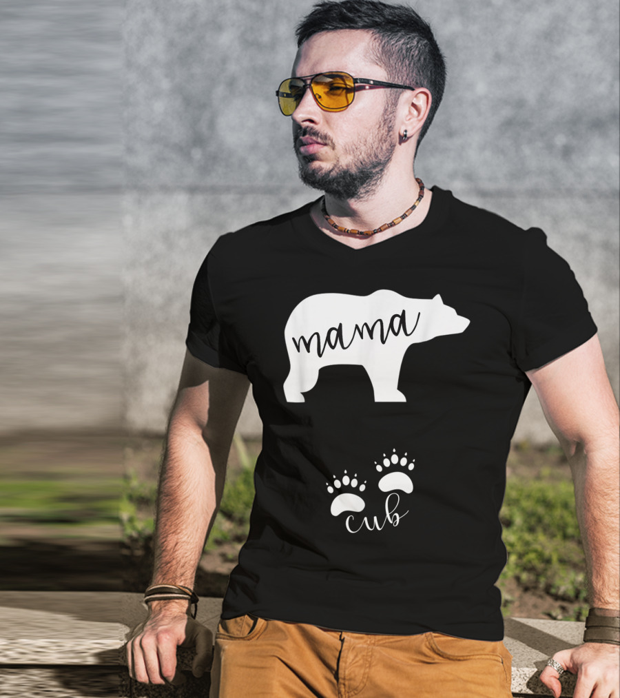 Mama Bear Pregnancy Announcement With Cub Paws T-Shirt