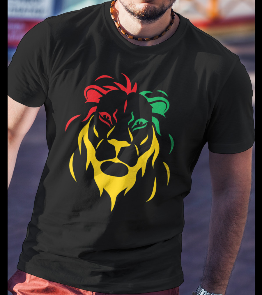 Rastafari Reggae Lion Head In Rasta Colors T-Shirt