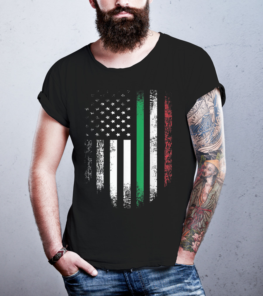 Vintage Italian Roots American Grown Italia USA Flag Colors T-Shirt