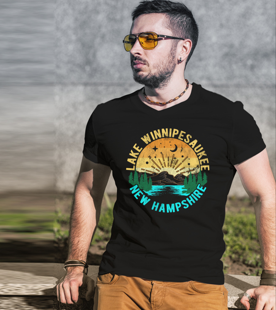 Lake Winnipesaukee New Hampshire Sunset Mountain Scene T-Shirt